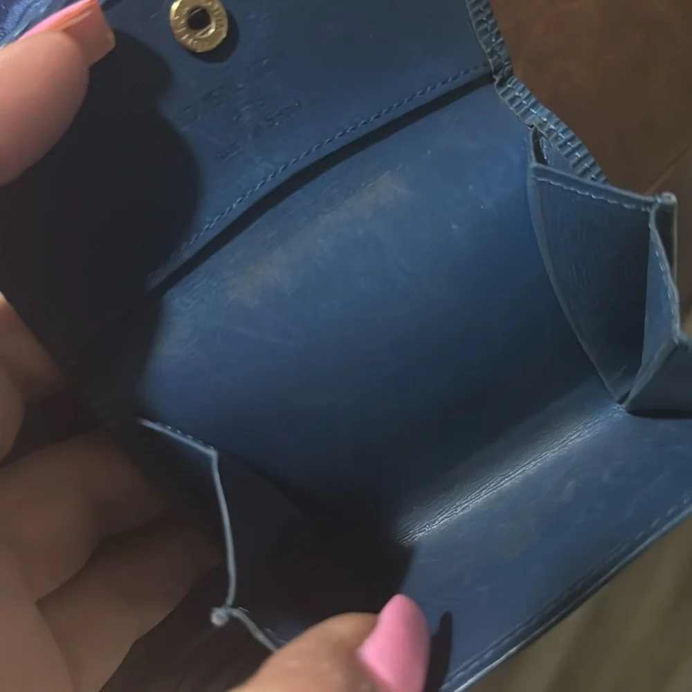 Louis Vuitton compact wallet with COA